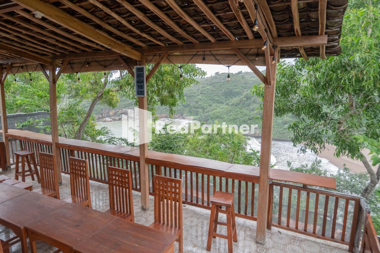 Baron Hill Resort Gunung Kidul Mitra Reddoorz ภายนอก รูปภาพ