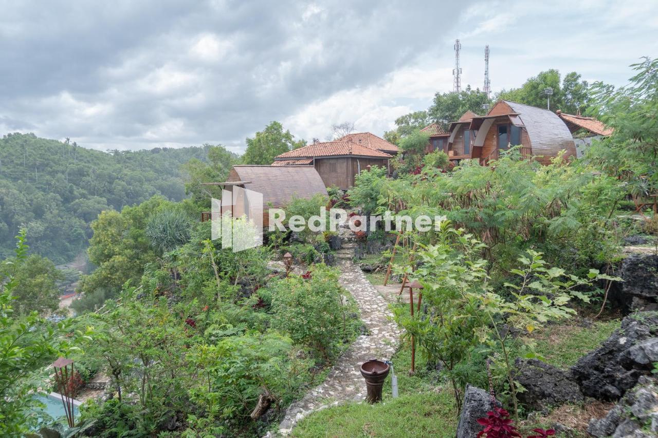 Baron Hill Resort Gunung Kidul Mitra Reddoorz ภายนอก รูปภาพ